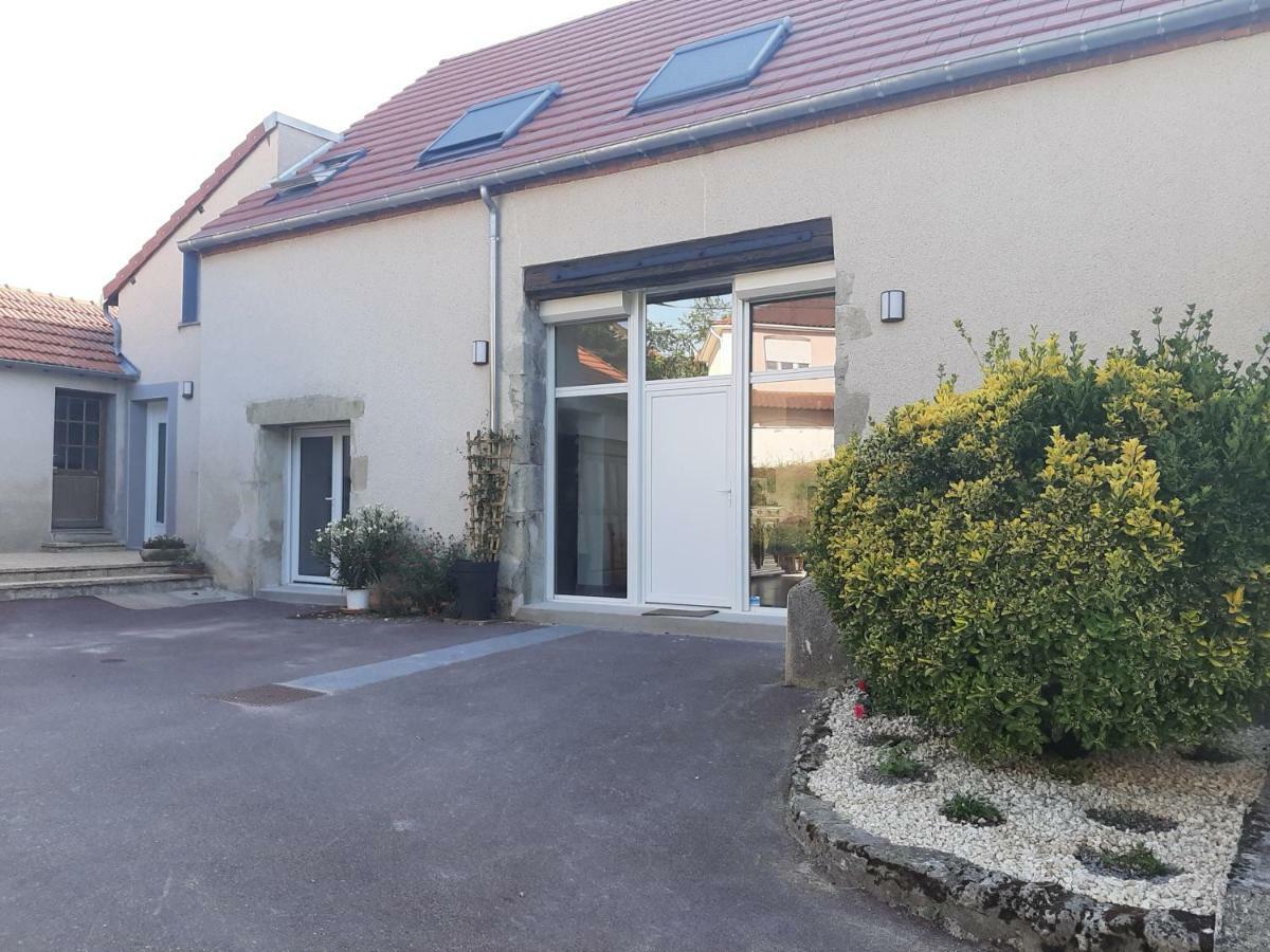 Le Feneau Maison D'Hotes Creuzier-le-Neuf Экстерьер фото